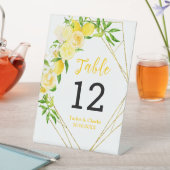 Lemons and Foliage Wedding Table Number Sockelschild (In Situ)