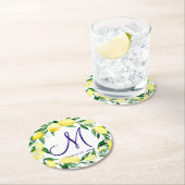 Lemons Greenery Blossom Monogram Runder Pappuntersetzer (Vor Ort)