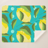 Lemons Polka Dot: Blue Background. Sherpadecke (Vorderseite (Horizontal))