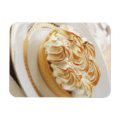 Lemonstrart mit gebackener Meringue auf Platte Magnet (Horizontal)