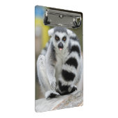 Lemur voller Persönlichkeit Mini Klemmbrett (Schrägansicht)