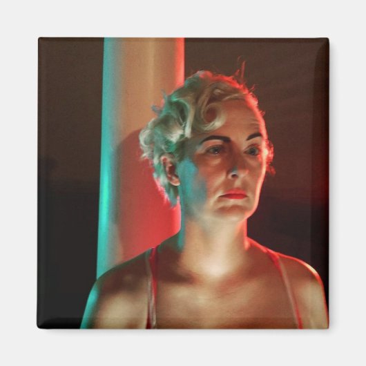 Lenore Bride von Manos Magnet (Vorne)