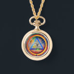 Lens of Providence Necklace Watch Armbanduhr<br><div class="desc">Die Lens der Vorsehung ist der kreisförmige Ring glühender Energie, durch den das Auge Gottes über die gesamte Schöpfung wacht. Basierend auf der uralten traditionellen Ikonographie bleibt sie zeitlos als Symbol der Allmacht, gerahmt im gleichseitigen Dreieck von Power, Weisheit und Mitgefühl. Stellen Sie sich Ihre Gedanken zusammen, reinigen Sie Ihr...</div>