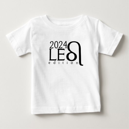 Leo Edition 2024 mit dem Symbol Baby T - Shirt (Vorderseite)
