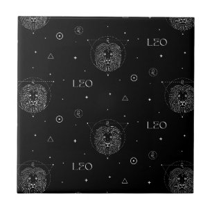 Leo-Sternzeichenmuster in Schwarz und Weiß Fliese