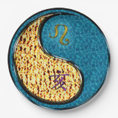 Leo & Water Boar Pappteller (Vorderseite)