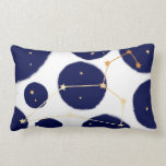 Leo Zodiac Navy Polka Dot & Gold Design Lendenkissen<br><div class="desc">Dieses trendige zodiac inspiriert marineblau polka dot pillow design ist perfekt für zodiac Liebhaber und verleiht jedem Zimmer Charakter und inspirierenden Stil. Die doppelseitige Aufschrift in Imitaten mit goldenem Foliendruck vor einem blau-weißen Polka-Punkt-Hintergrund. Die Dekoration der Zimmer ist perfekt. Das Kissen ist mit einem eigenen Leo zodiac-Konstellationswerk in Imitaten mit...</div>