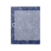 Leo Zodiac Sign auf Blue Digital Camouflage Notizblock (Rotiert)
