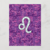 Leo Zodiac Sign auf Fuchsia Digital Camouflage Postkarte (Vorderseite)