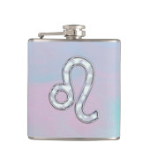 Leo Zodiac Sign auf Pastels Nacre Style Print Flachmann (Vorderseite)