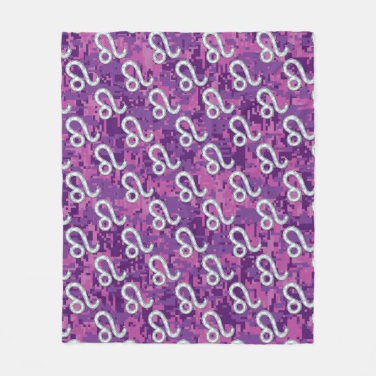 Leo Zodiac Sign auf Pink Fuchsia Digital Camouflag Fleecedecke (Vorderseite)