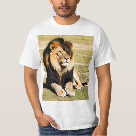 León, el rey de la selva T-Shirt