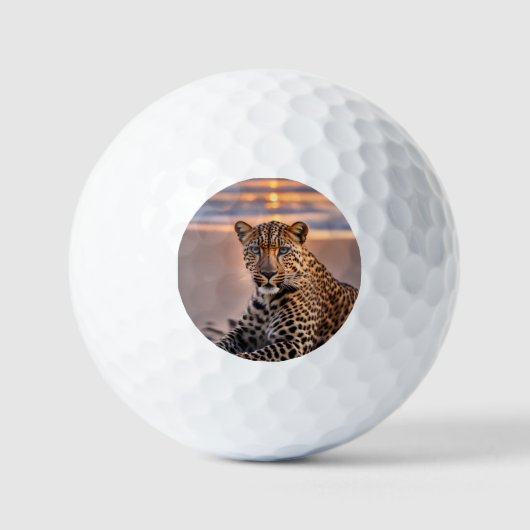 Leopard am Strand Golfball (Vorderseite)