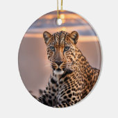 Leopard am Strand Keramik Ornament (Links)