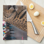 Leopard am Times Square Geschirrtuch (Viertel Falte)