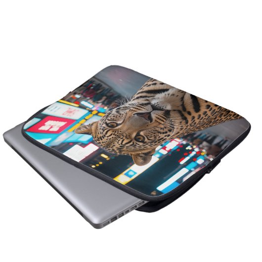 Leopard am Times Square Laptopschutzhülle (Vorne Knopf)