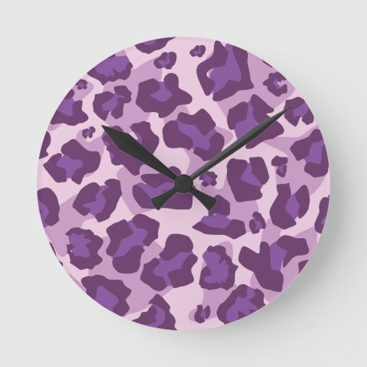 Leopard animal print in purple tones runde wanduhr (Vorderseite)