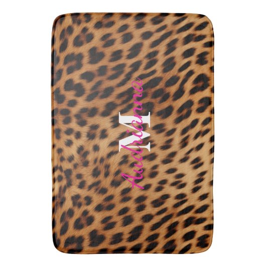 Leopard Animal Print Monogram Badematte (Vorderseite Vertikal)