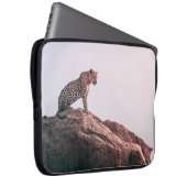 LEOPARD AUF DEM GIPFEL DES BERGES LAPTOPSCHUTZHÜLLE (Vorne Rechts)