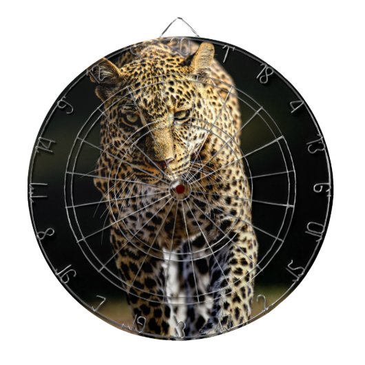Leopard auf dem Hügel Dartscheibe (vorne)