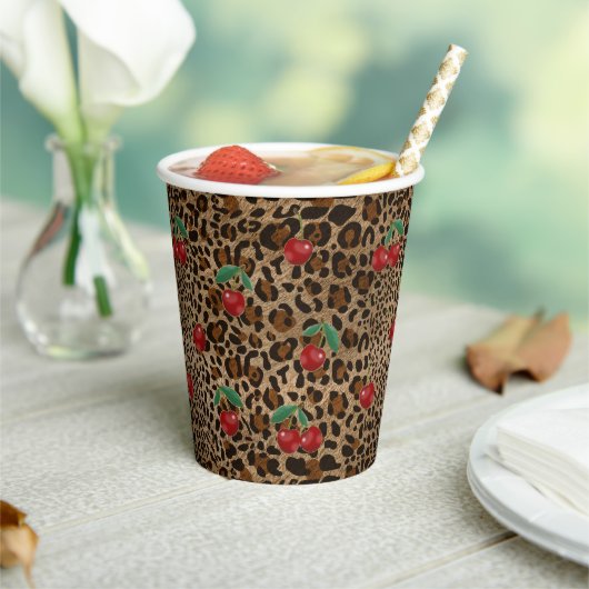 Leopard Cheetah Animal Print Red Cherry Pattern Pappbecher (In Situ)