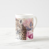 Leopard Cub & Rose Porzellantasse (Vorderseite Rechts)