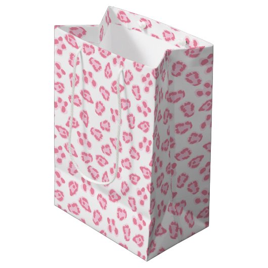 Leopard Dot in Pink Mittlere Geschenktüte (Vorderseite Schrägansicht)