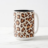 Leopard-Druck Brown, TAN, Creme Zweifarbige Tasse (VorderseiteRechts)