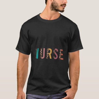 Leopard Druckbriefe Zuhause Health Nurse Rn Nursin T-Shirt