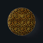 Leopard Fur Print Animal Muster Button<br><div class="desc">Dieser trendige Knopf zeichnet sich durch ein gelockertes Leopardendruckmuster aus, mit schwarzen Tierpunkten auf einem orange-gelb-goldenen Pelzhintergrund. Bringen Sie die Wildkatze mit diesem coolen Felindesign in sich hervor. Es ist der perfekte, kühne, originelle Look für Tierliebhaber. Wenn Sie gewollt haben, mehr Bilder über den Leopardendruck hinzuzufügen, klicken Sie einfach auf...</div>