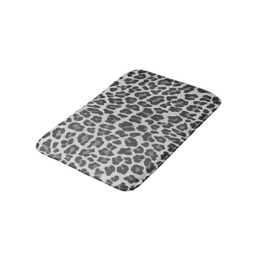 Leopard Gray and Light Gray Print Badematte (Schrägansicht)