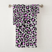 Leopard Grey Pink Black Badhandtuch Set (Insitu)