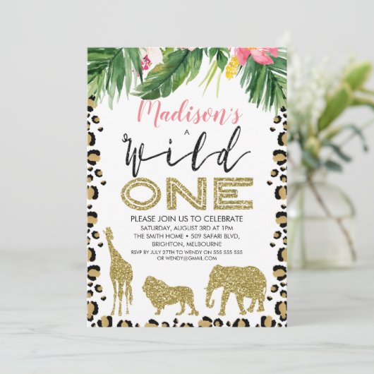Leopard-Haut Wild Ein Geburtstag Einladung (Stehend Vorderseite)