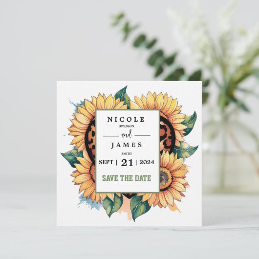 Leopard Heart Floral Save The Date (Stehend Vorderseite)