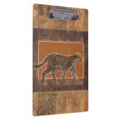 Leopard im orangefarbenen und braunen Hintergrund Klemmbrett (Rechts)