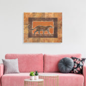 Leopard im orangefarbenen und braunen Hintergrund Leinwanddruck (Insitu (Wohnzimmer))