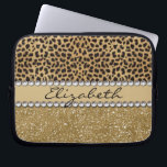 Leopard-Kassagold-Glitzer-diamante de imitación Laptopschutzhülle<br><div class="desc">Dieser Entwurf wird mit braunen Leopardstellen und einem diesem GoldGlitter Glitzern auf der Unterseite gemacht. Die Mitte wird verlassen,  für Personifizierung/personifiziert umgeben mit weißen Diamant-Kristall. (Foto gedruckt)</div>