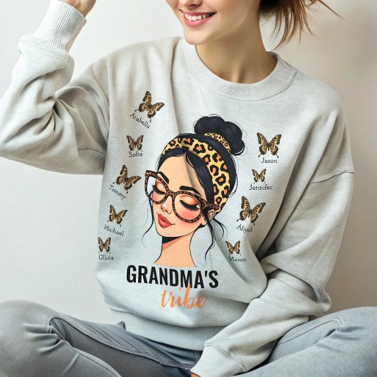 Leopard Messy Bun and Butterflies Individuellen Na Sweatshirt
