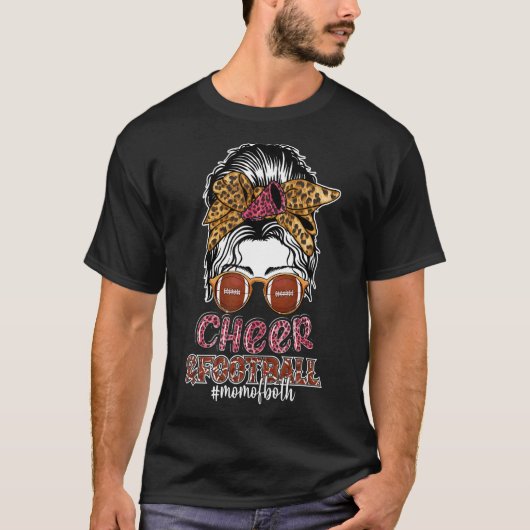 Leopard Messy Bun Mom Of Both Cheer And Football M T-Shirt (Vorderseite)