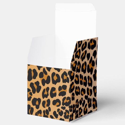 Leopard-Monogramm Geschenkschachtel (Geöffnet)
