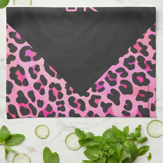 Leopard-Monogramm, Schwarz und Heiß-Rosa Handtuch (Gefaltet)