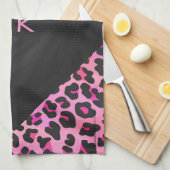 Leopard-Monogramm, Schwarz und Heiß-Rosa Handtuch (Viertel Falte)