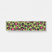 Leopard Muster in Raspberry auf Lime Green Türschild (Vorderseite )