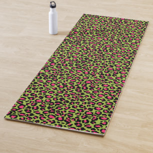 Leopard Muster in Raspberry auf Lime Green Yogamatte