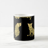 Leopard-Muster: Schwarzer Hintergrund Gepard Kaffeetasse (Mittel)