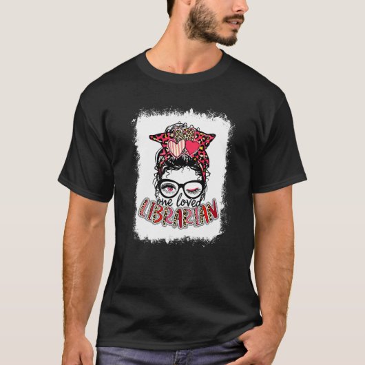 Leopard One Loved Librarian Bookworm Vale T-Shirt (Vorderseite)