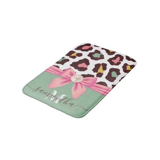 Leopard Print and Bow Badematte (Schrägansicht)