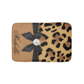 Leopard Print and Bow Badematte (Vorderseite)