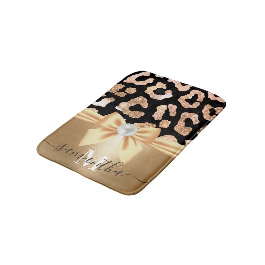Leopard Print and Bow Badematte (Schrägansicht)