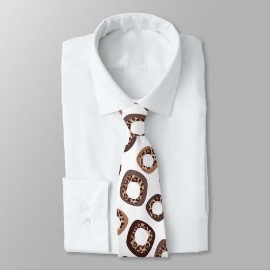 Leopard Print and Donut Pattern Tie Krawatte (Gebunden)